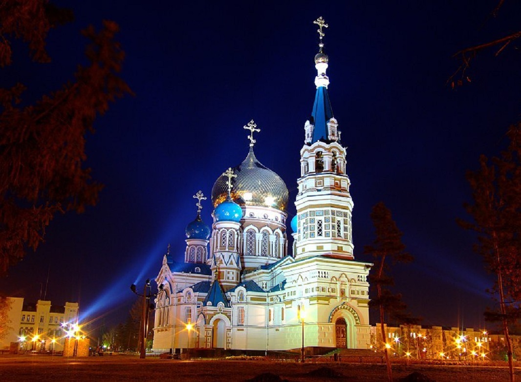 Омск кафедральный собор ночь