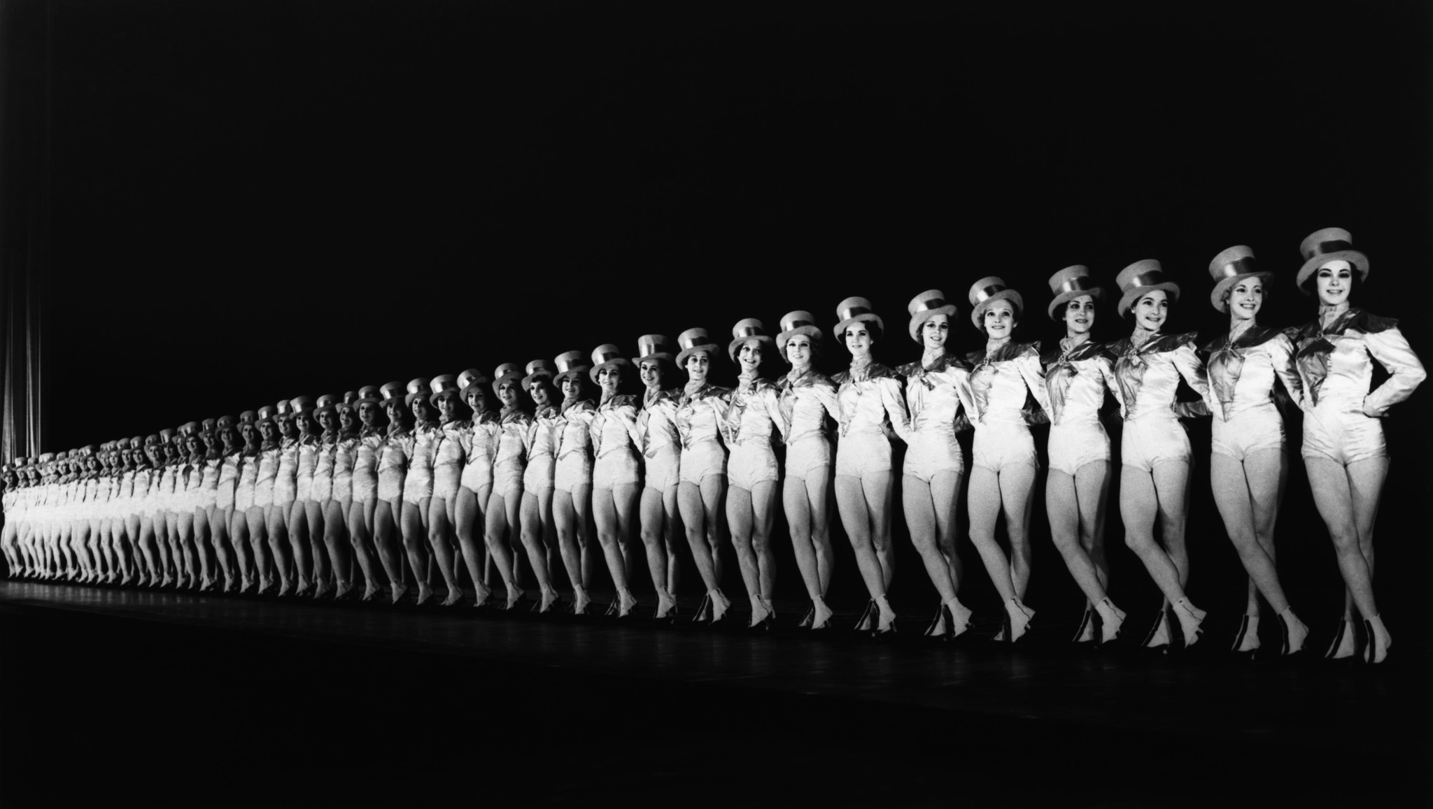 The Rockettes Нью-йоркский женский танцевальный коллектив